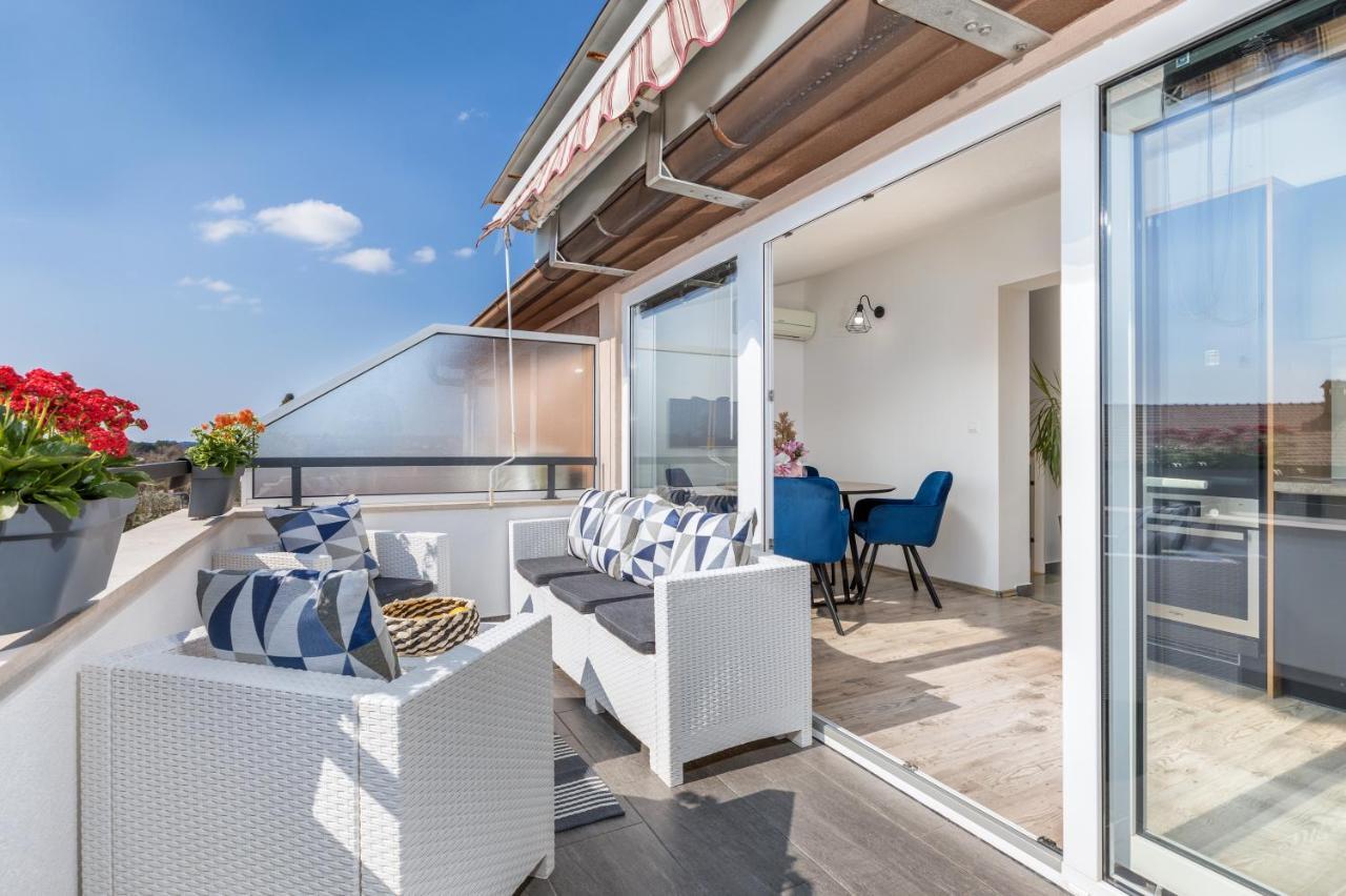 Apartman Nina Fazana Ngoại thất bức ảnh